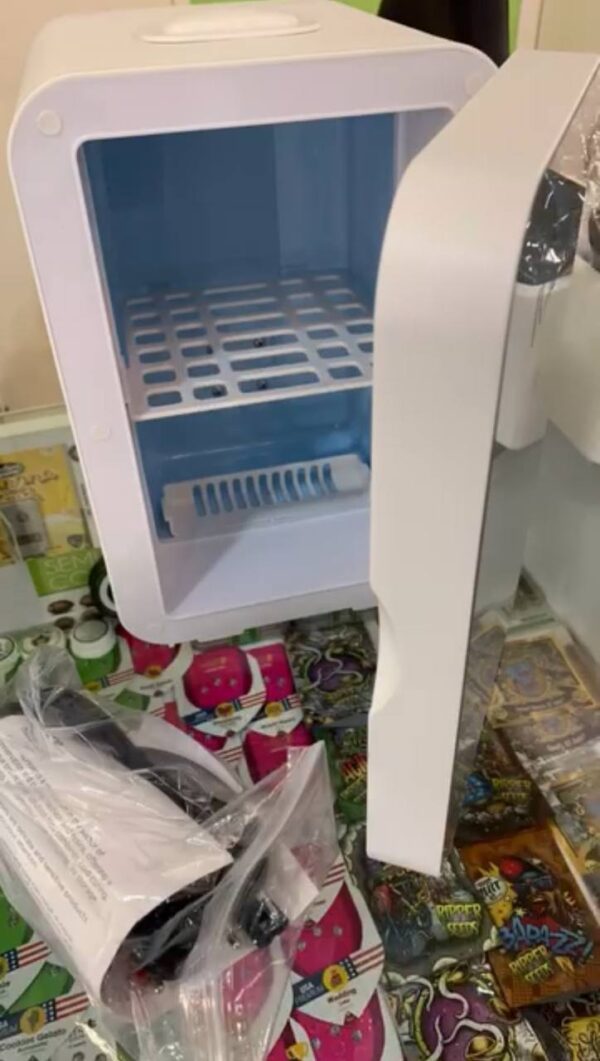 Icure hash fridge open